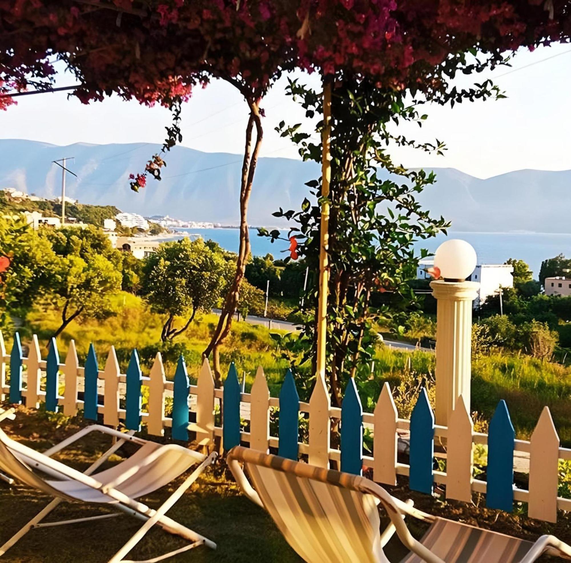 Hotel Sirena Radhimë Dış mekan fotoğraf