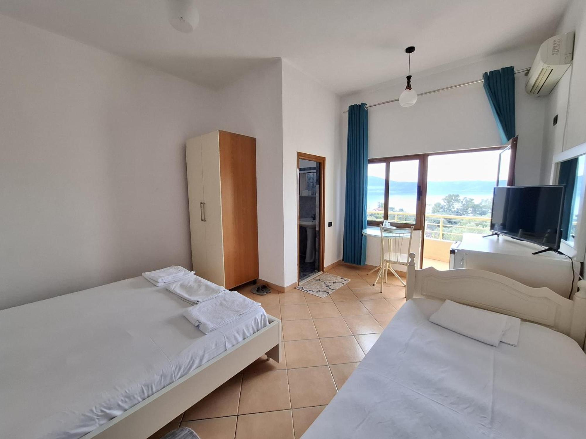 Hotel Sirena Radhimë Dış mekan fotoğraf